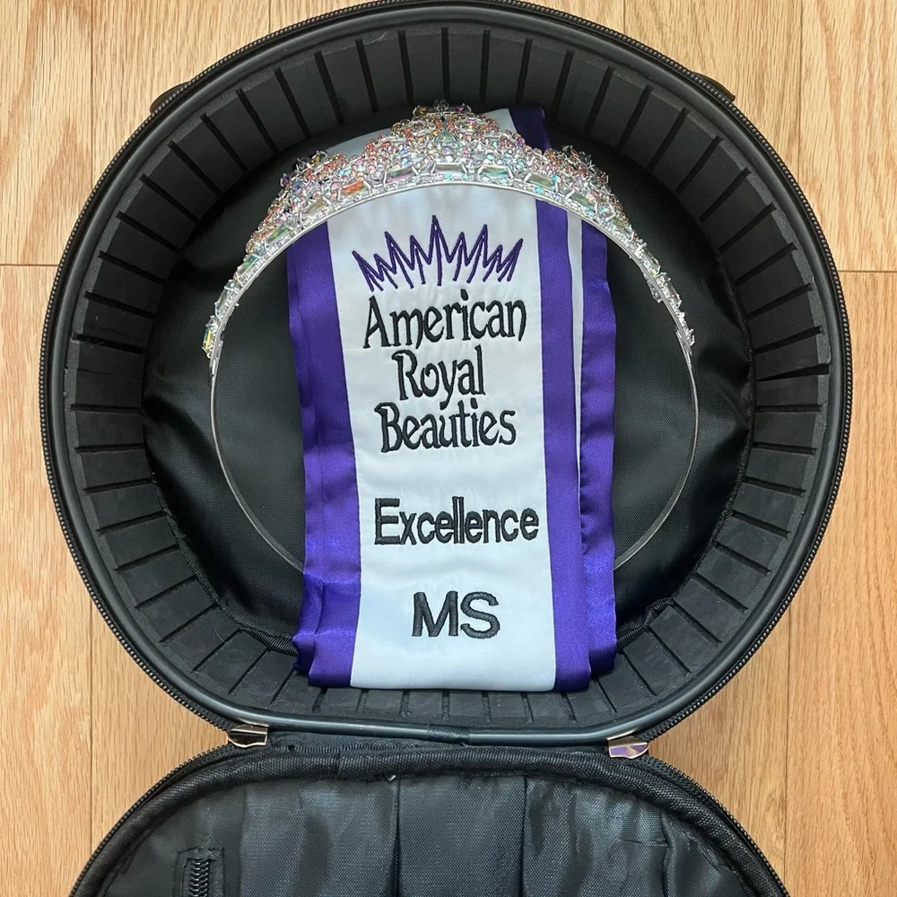 Pageant Crown Case - Picture 7 of 8